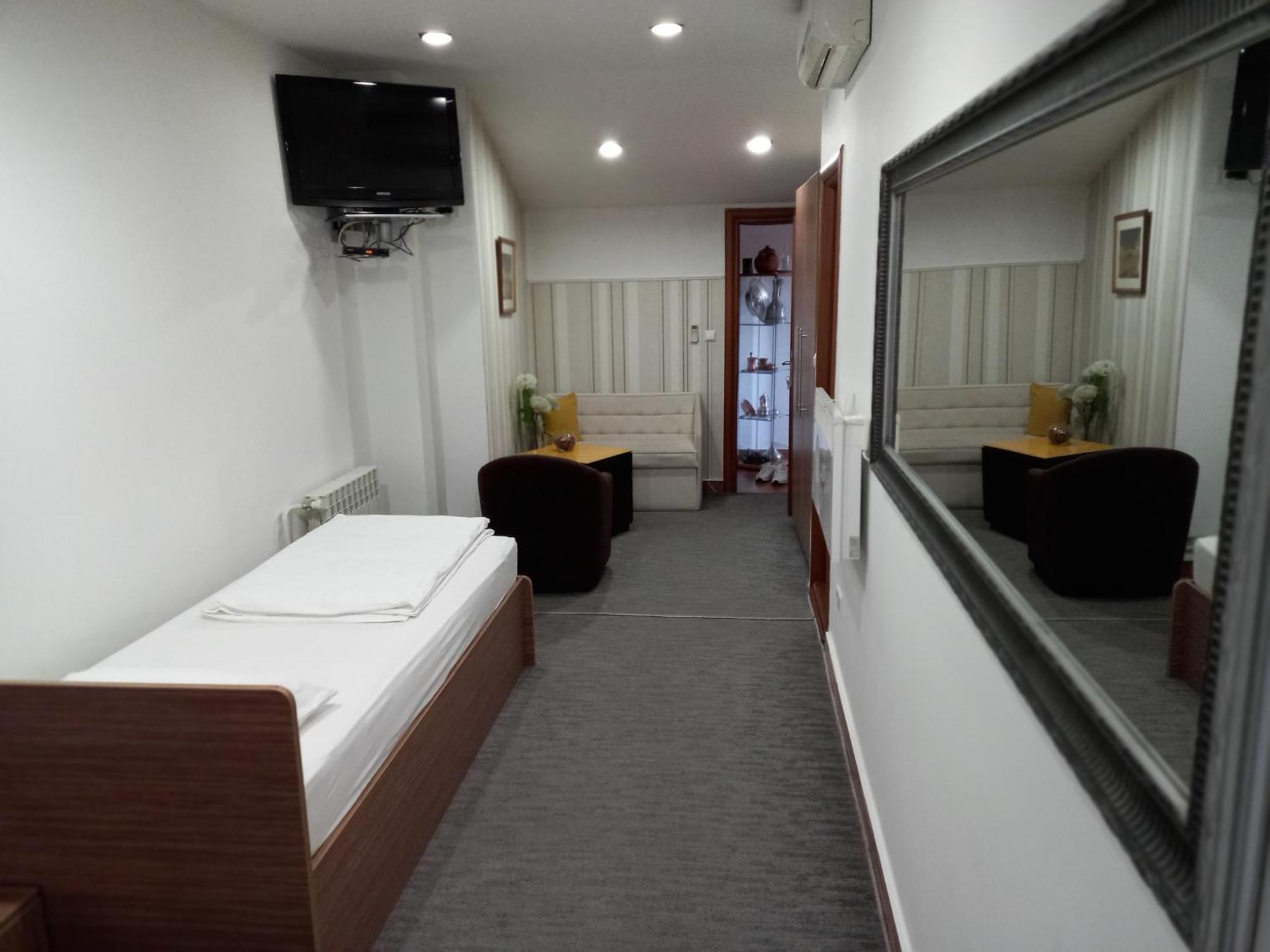 Prenociste Zan Hotel Saraievo Quarto foto