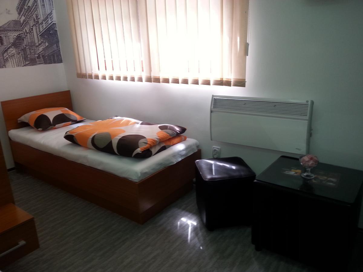 Prenociste Zan Hotel Saraievo Exterior foto